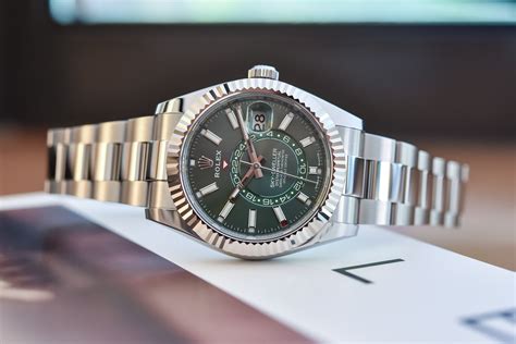 rolex sky dweller grün|rolex sky dweller watch price.